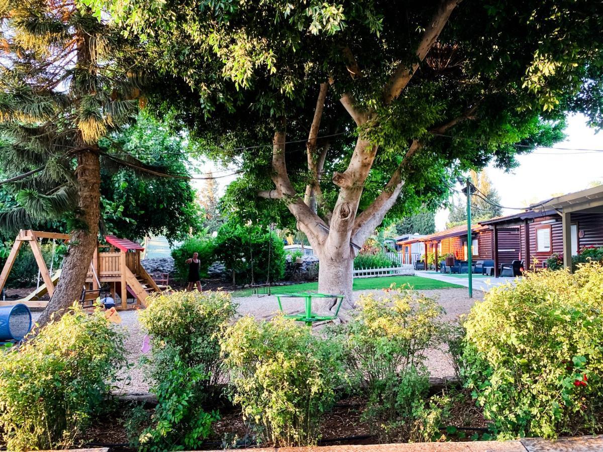Etzel Tami Hospitality Hotell Neot Golan Exteriör bild
